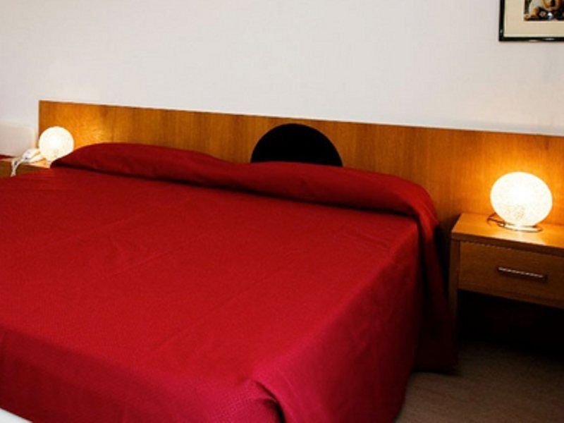 Hotel Morolli Rimini Kültér fotó