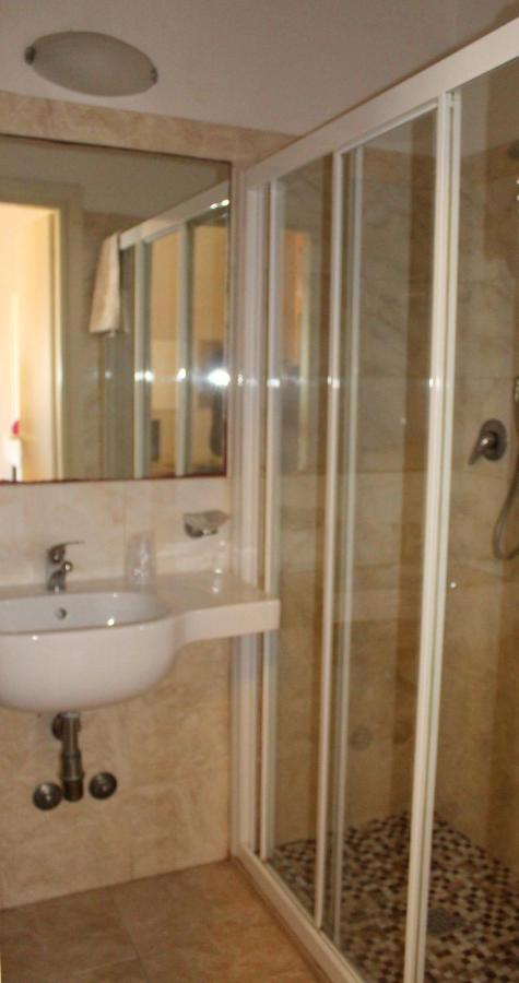 Hotel Morolli Rimini Kültér fotó